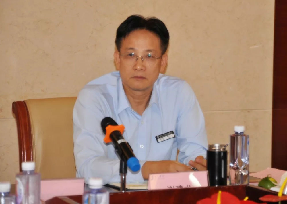杰夫集團(tuán)年中會議(1).jpg
